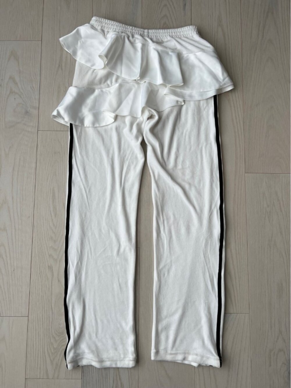 Adidas x J KOO FT9891 Ruffled Velour Track Pants White ( S ) - Picture 8 of 8